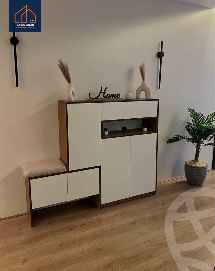 https://aqarmap.com.eg/en/listing/6018682-for-rent-cairo-new-cairo-lrhb-city-phase-8