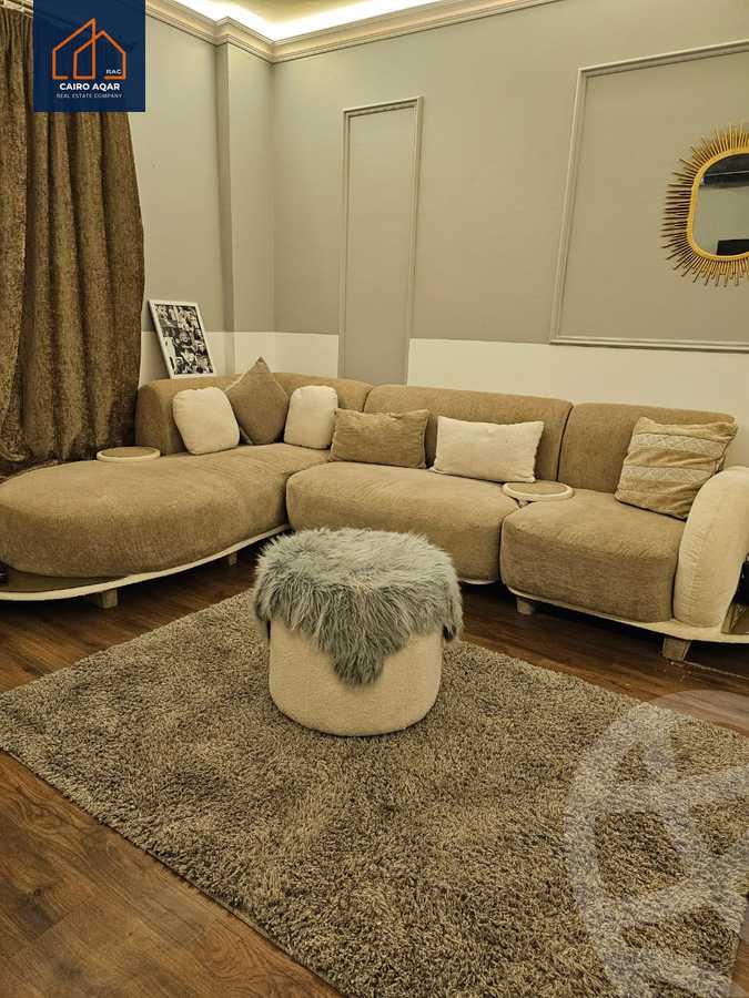 https://aqarmap.com.eg/en/listing/6018708-for-rent-cairo-new-cairo-lrhb-city-phase-8