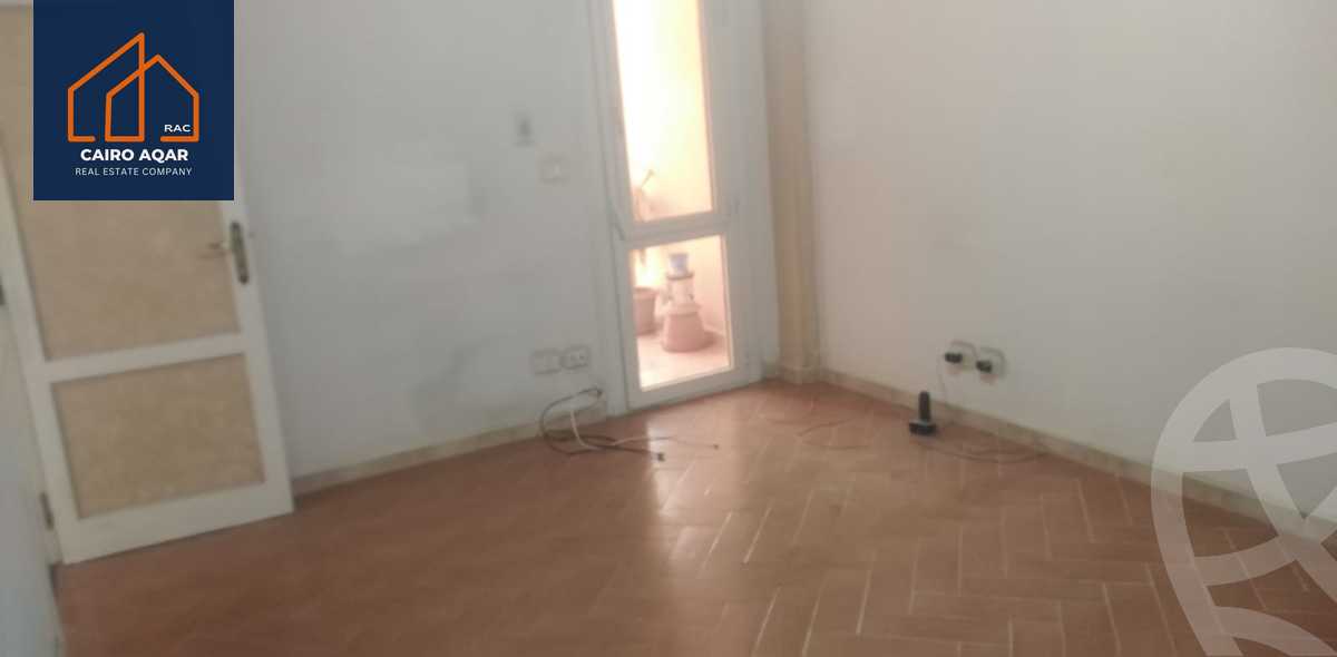 https://aqarmap.com.eg/en/listing/6023150-for-sale-cairo-new-cairo-lrhb-city-phase-1-ahmed-rami-st
