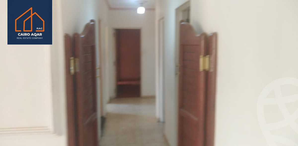 https://aqarmap.com.eg/en/listing/6023150-for-sale-cairo-new-cairo-lrhb-city-phase-1-ahmed-rami-st