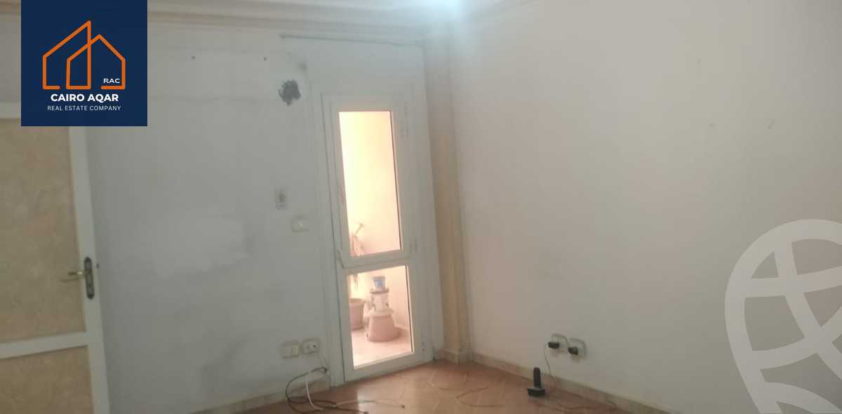 https://aqarmap.com.eg/en/listing/6023150-for-sale-cairo-new-cairo-lrhb-city-phase-1-ahmed-rami-st
