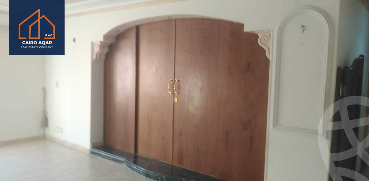 https://aqarmap.com.eg/en/listing/6023150-for-sale-cairo-new-cairo-lrhb-city-phase-1-ahmed-rami-st
