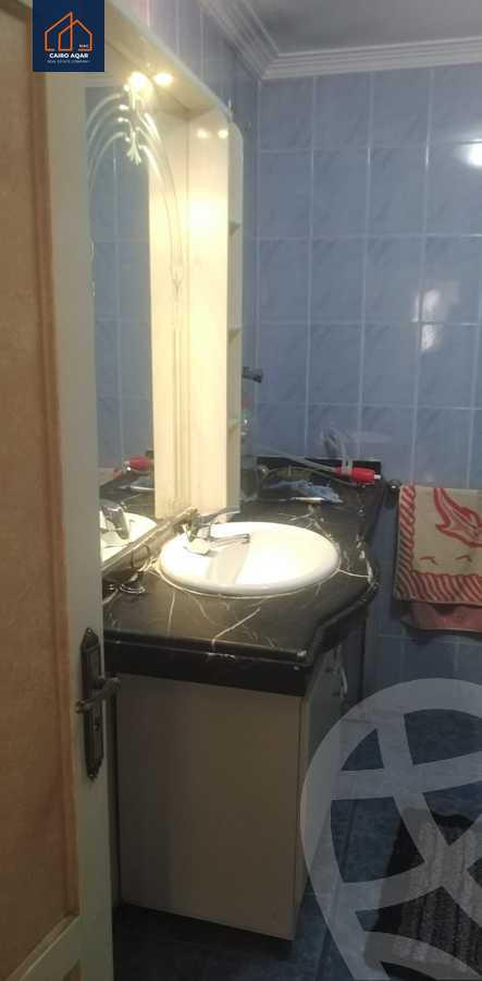 https://aqarmap.com.eg/en/listing/6023150-for-sale-cairo-new-cairo-lrhb-city-phase-1-ahmed-rami-st