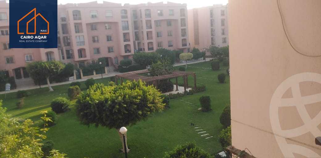 https://aqarmap.com.eg/en/listing/6023150-for-sale-cairo-new-cairo-lrhb-city-phase-1-ahmed-rami-st
