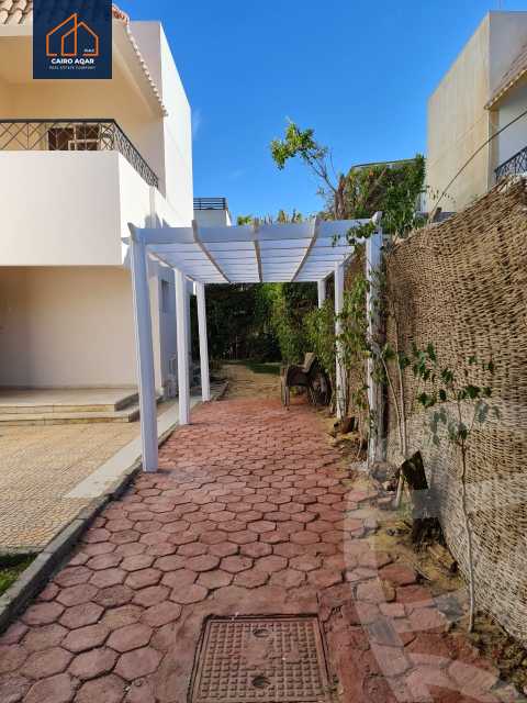 https://aqarmap.com.eg/en/listing/6034477-for-rent-cairo-new-cairo-lrhb-city-phase-1