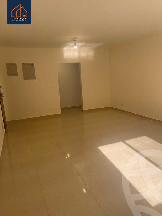https://aqarmap.com.eg/en/listing/6036450-for-rent-cairo-new-cairo-lrhb-city-phase-4-mohammed-farid-st