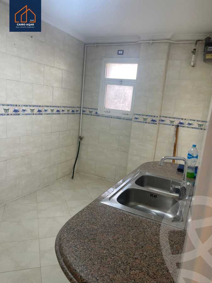 https://aqarmap.com.eg/en/listing/6036450-for-rent-cairo-new-cairo-lrhb-city-phase-4-mohammed-farid-st