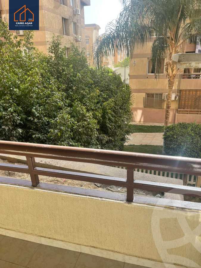 https://aqarmap.com.eg/en/listing/6036450-for-rent-cairo-new-cairo-lrhb-city-phase-4-mohammed-farid-st