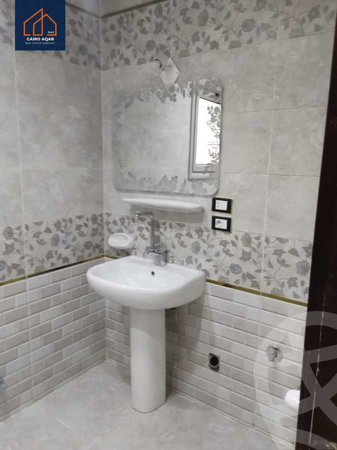 https://aqarmap.com.eg/en/listing/6060318-for-rent-cairo-new-cairo-compounds-galleria-moon-valley