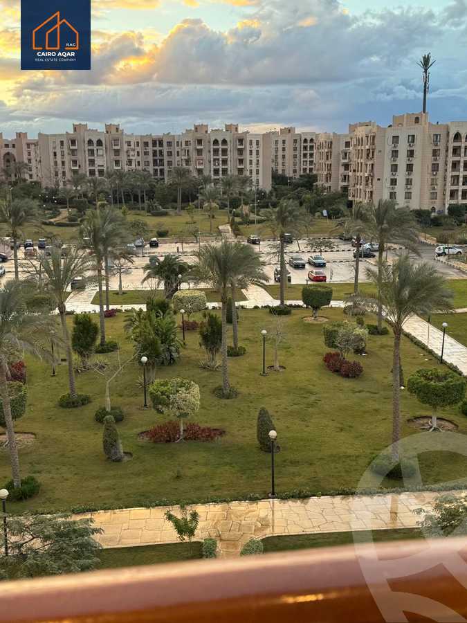 https://aqarmap.com.eg/en/listing/6080483-for-rent-cairo-new-cairo-lrhb-city-phase-5-talaat-mostafa-st