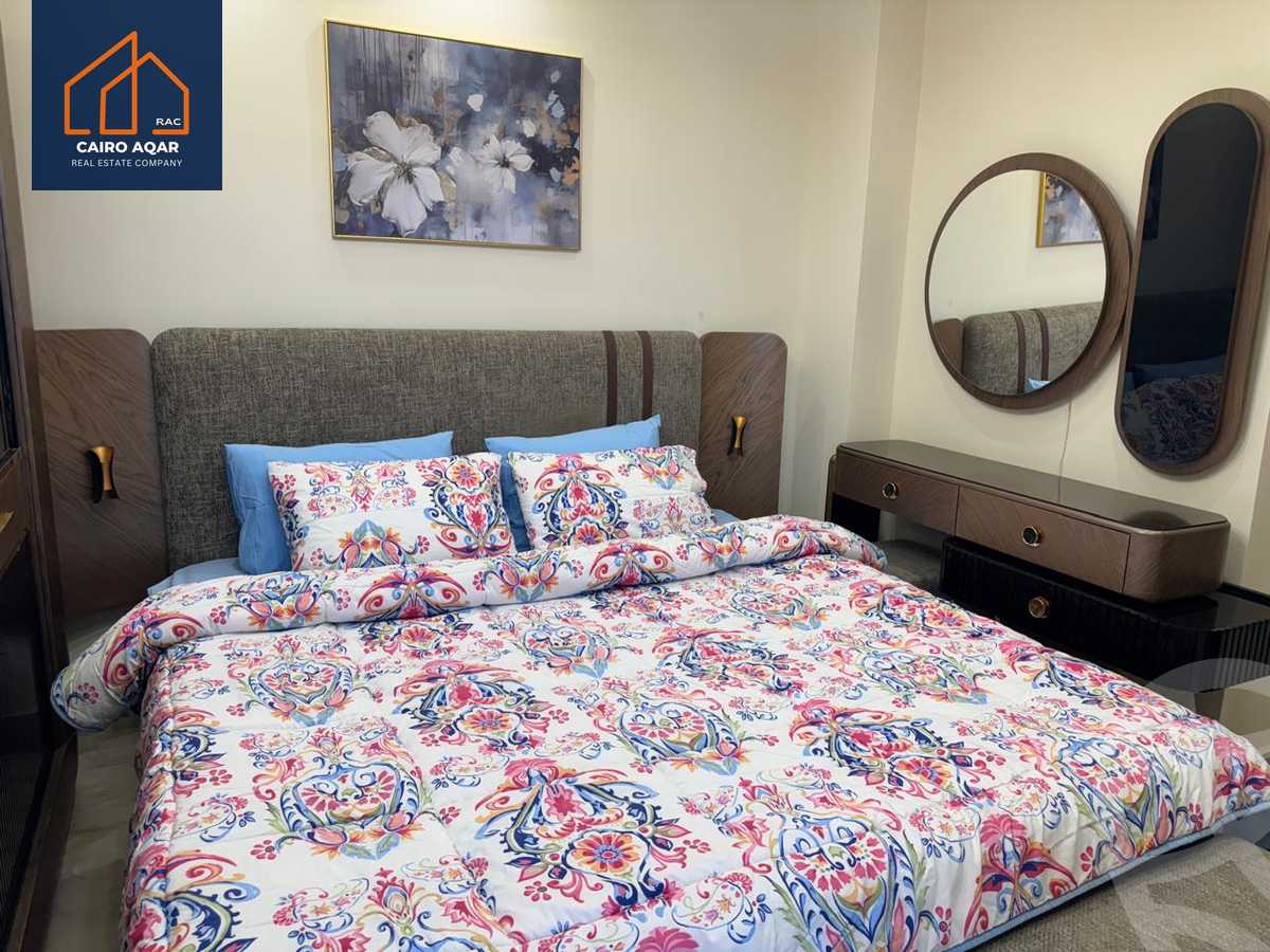 https://aqarmap.com.eg/en/listing/6080852-for-rent-cairo-new-cairo-lrhb-city-phase-5-talaat-mostafa-st