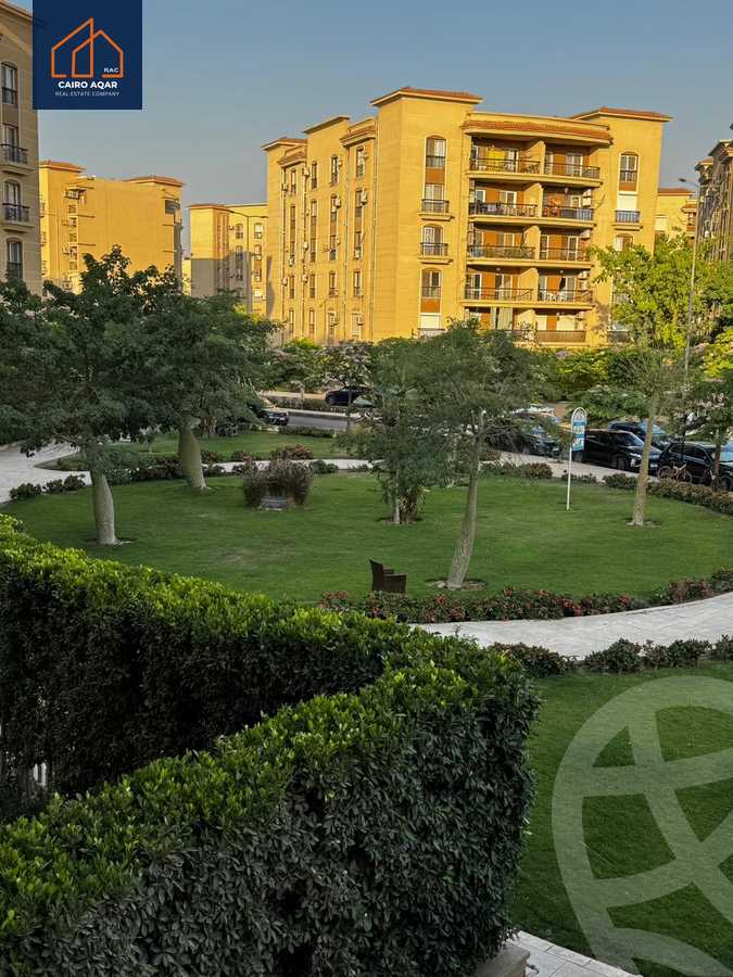 https://aqarmap.com.eg/en/listing/6088790-for-sale-cairo-new-cairo-lrhb-city-phase-8
