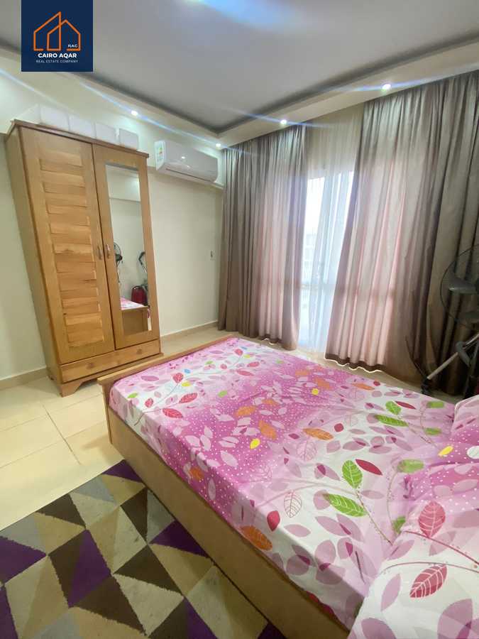 https://aqarmap.com.eg/en/listing/6089415-for-rent-cairo-new-cairo-lrhb-city-phase-8