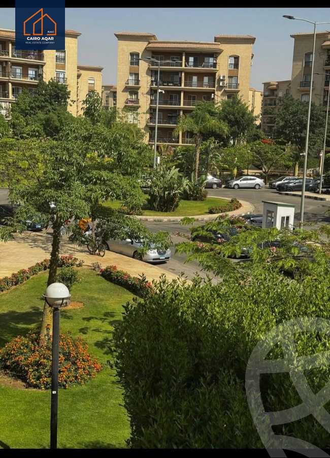 https://aqarmap.com.eg/en/listing/6089513-for-sale-cairo-new-cairo-lrhb-city-mtdd-lrhb-phase-8