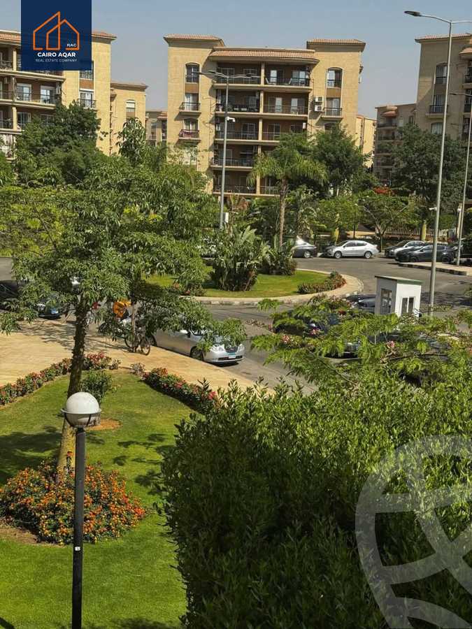 https://aqarmap.com.eg/en/listing/6089513-for-sale-cairo-new-cairo-lrhb-city-mtdd-lrhb-phase-8