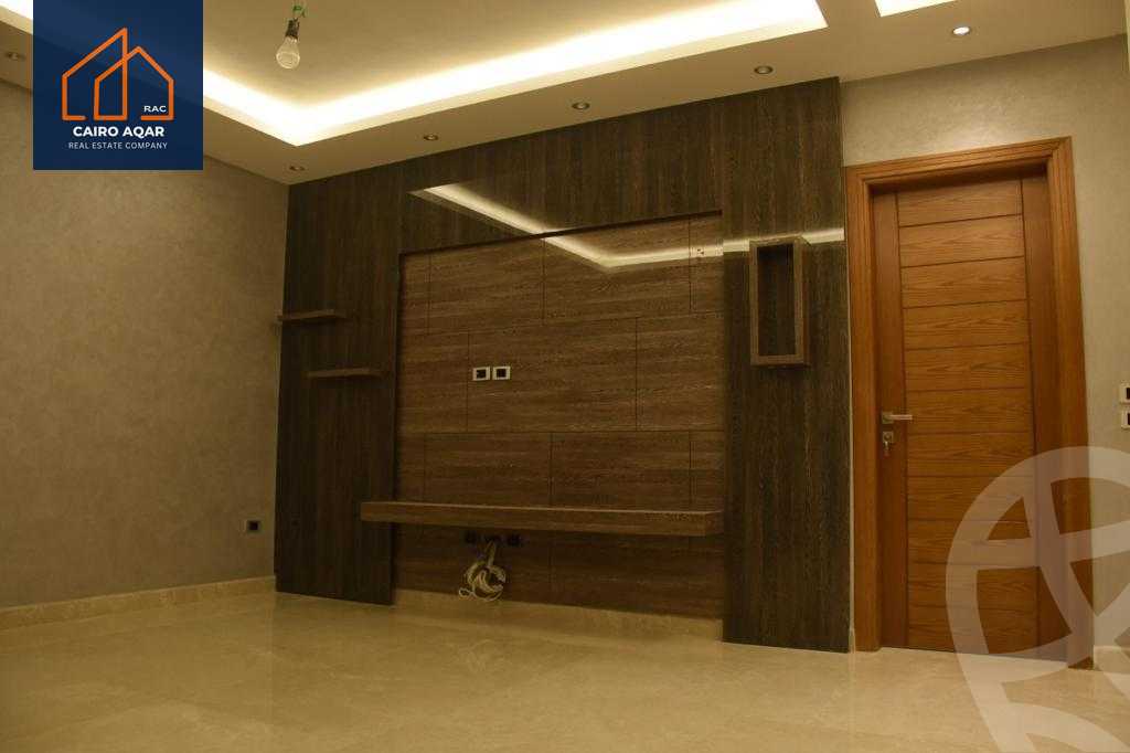 https://aqarmap.com.eg/en/listing/6089918-for-sale-cairo-new-cairo-lrhb-city-mtdd-lrhb-phase-7