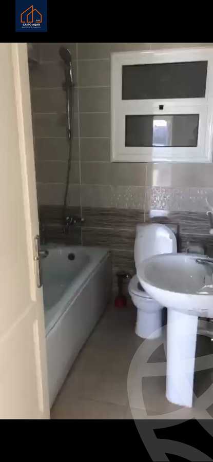 https://aqarmap.com.eg/en/listing/6093102-for-sale-cairo-new-cairo-lrhb-city-mtdd-lrhb-phase-7