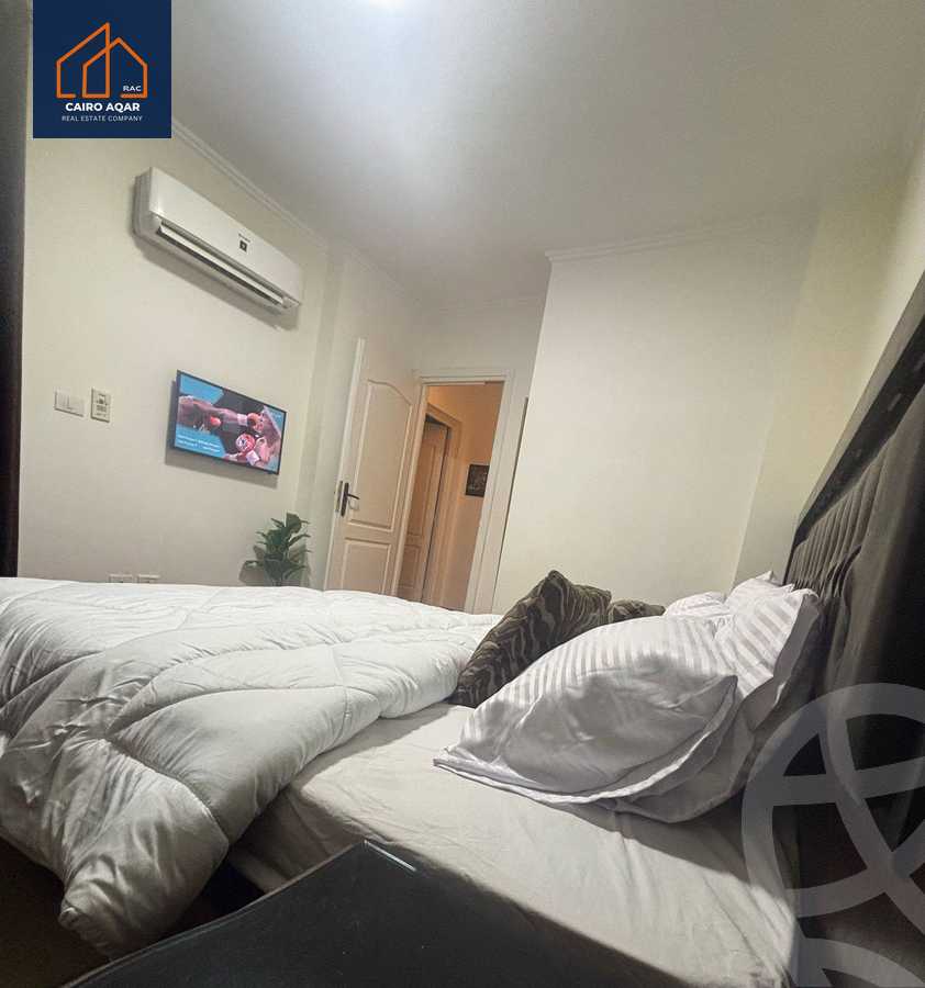 https://aqarmap.com.eg/ar/listing/6100055-for-rent-cairo-new-cairo-lrhb-city-phase-5-talaat-mostafa-st