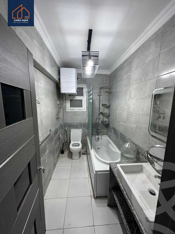 https://aqarmap.com.eg/en/listing/6100214-for-sale-cairo-new-cairo-lrhb-city-mtdd-lrhb-phase-8