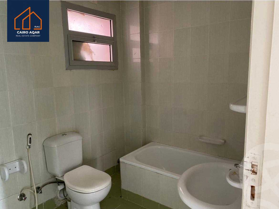 https://aqarmap.com.eg/ar/listing/6126200-for-rent-cairo-new-cairo-lrhb-city-mtdd-lrhb-ahmed-zaki-st