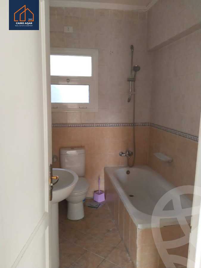 https://aqarmap.com.eg/en/listing/6152765-for-rent-cairo-new-cairo-lrhb-city-phase-8
