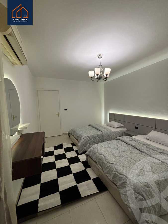 https://aqarmap.com.eg/en/listing/6152866-for-rent-cairo-new-cairo-lrhb-city-phase-4-mohammed-farid-st