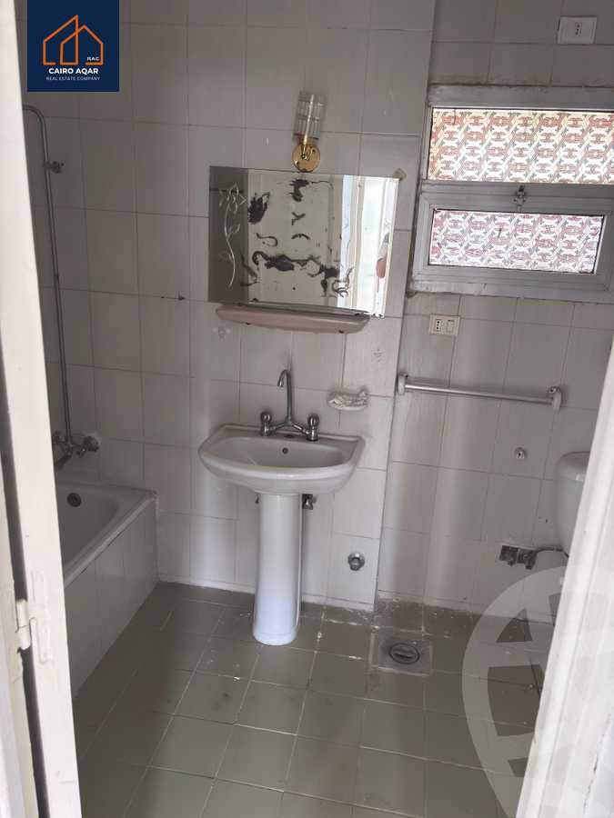 https://aqarmap.com.eg/en/listing/6156022-for-sale-cairo-new-cairo-lrhb-city-phase-5-ibn-al-nafees-st