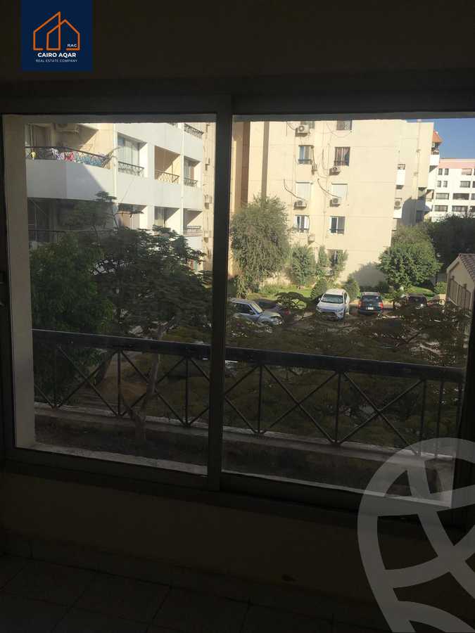 https://aqarmap.com.eg/en/listing/6165787-for-sale-cairo-new-cairo-lrhb-city-mtdd-lrhb-mostafa-el-sayed-st