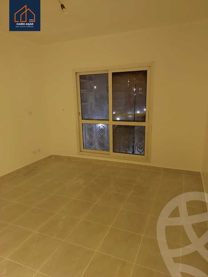 https://aqarmap.com.eg/ar/listing/6174757-for-rent-cairo-new-cairo-lrhb-city-phase-8