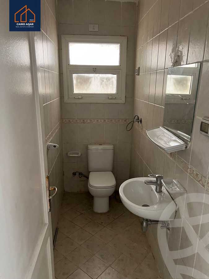 https://aqarmap.com.eg/ar/listing/6174757-for-rent-cairo-new-cairo-lrhb-city-phase-8
