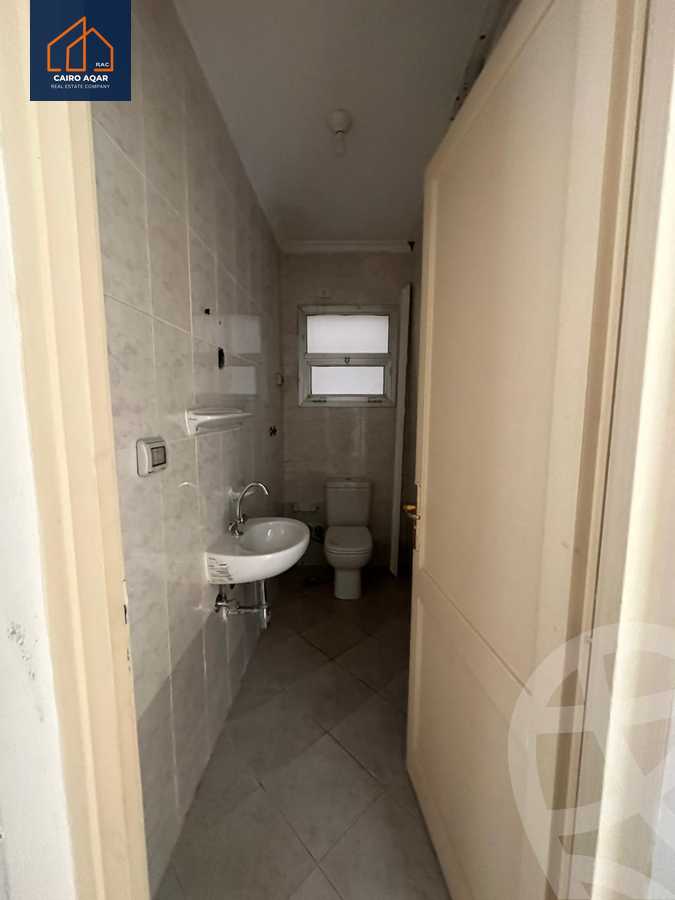 https://aqarmap.com.eg/ar/listing/6180537-for-sale-cairo-new-cairo-lrhb-city-mtdd-lrhb-phase-8