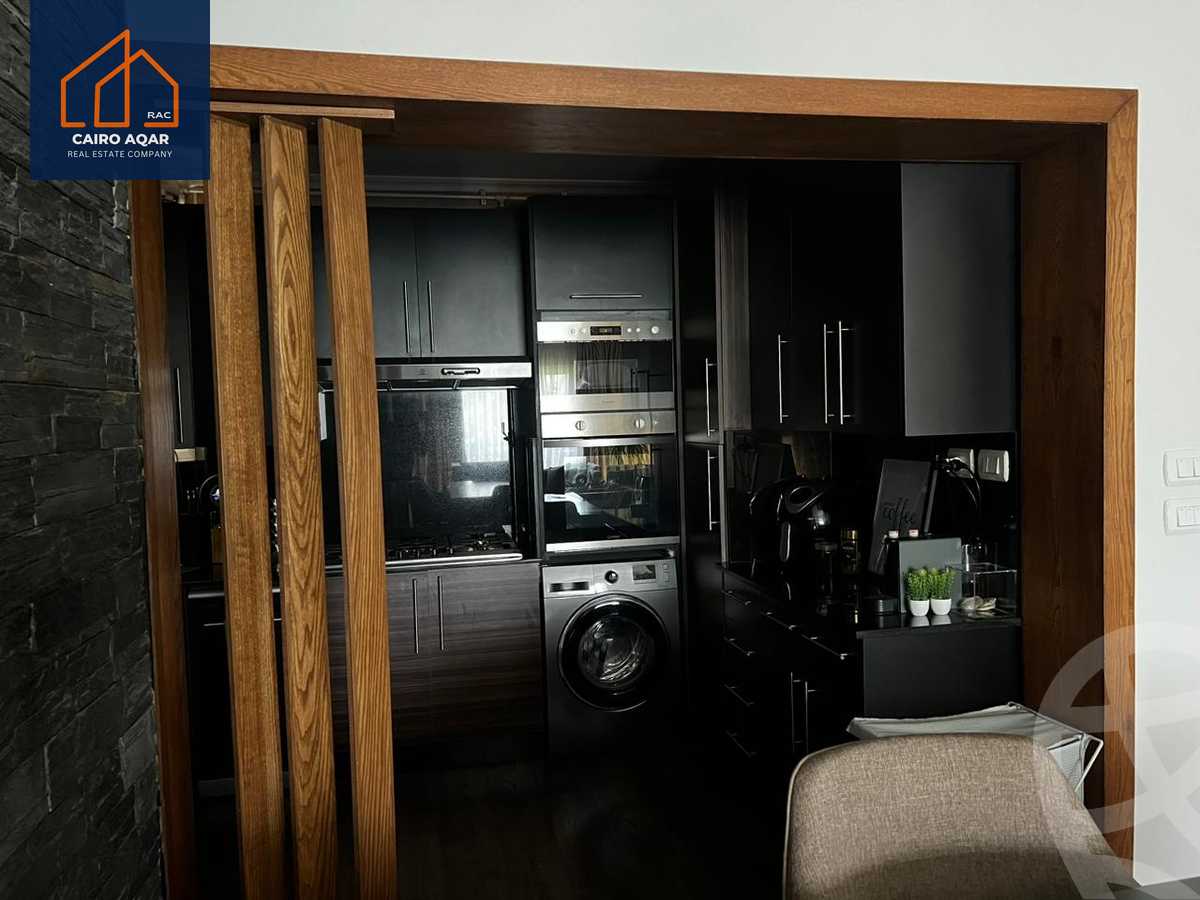 https://aqarmap.com.eg/en/listing/6181022-for-sale-cairo-new-cairo-lrhb-city-mtdd-lrhb-phase-9