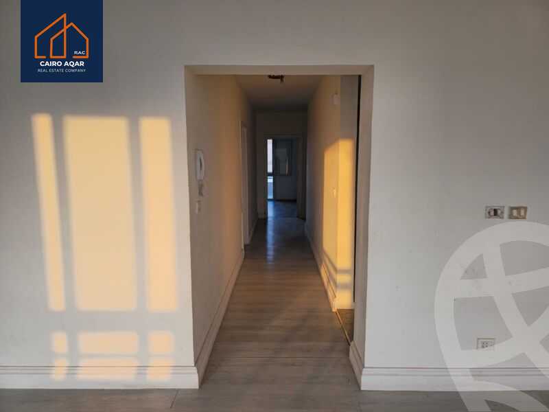 https://aqarmap.com.eg/ar/listing/6184294-for-rent-cairo-new-cairo-lrhb-city-phase-4-mohammed-farid-st