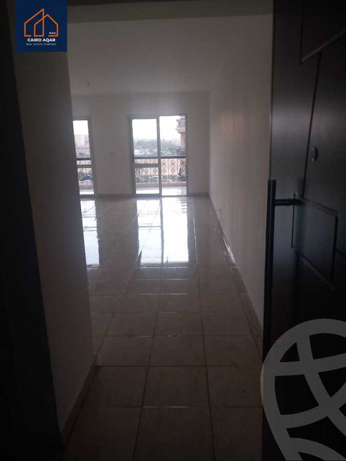 https://aqarmap.com.eg/ar/listing/6186307-for-rent-cairo-new-cairo-lrhb-city-phase-8