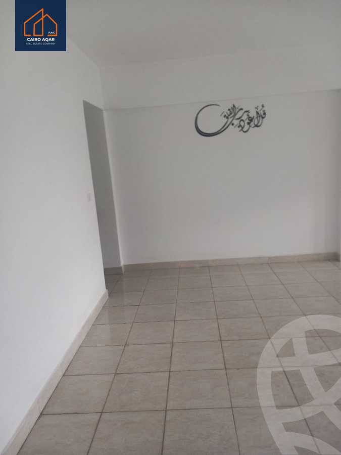https://aqarmap.com.eg/ar/listing/6186307-for-rent-cairo-new-cairo-lrhb-city-phase-8