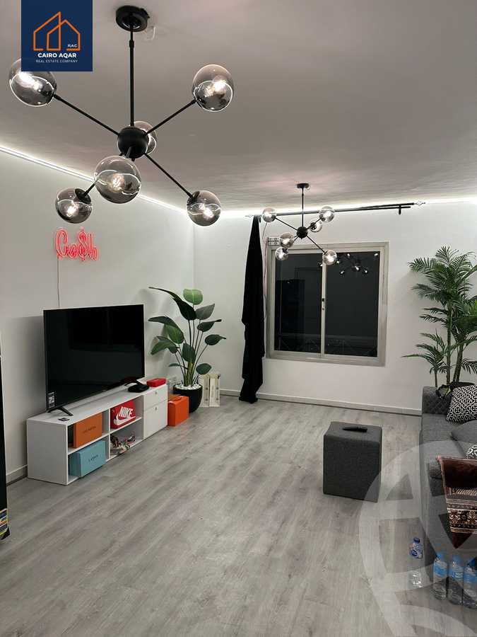 https://aqarmap.com.eg/en/listing/6191046-for-rent-cairo-new-cairo-lrhb-city-phase-2-osama-ibn-zaid-st