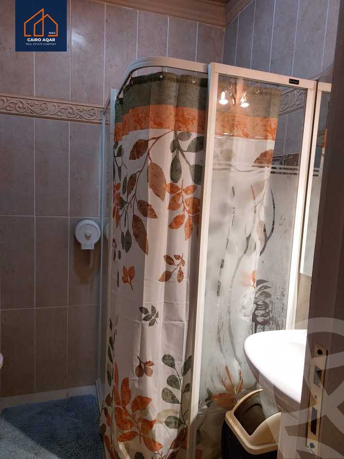 https://aqarmap.com.eg/ar/listing/6203276-for-rent-cairo-new-cairo-lrhb-city-phase-5-ibn-al-nafees-st