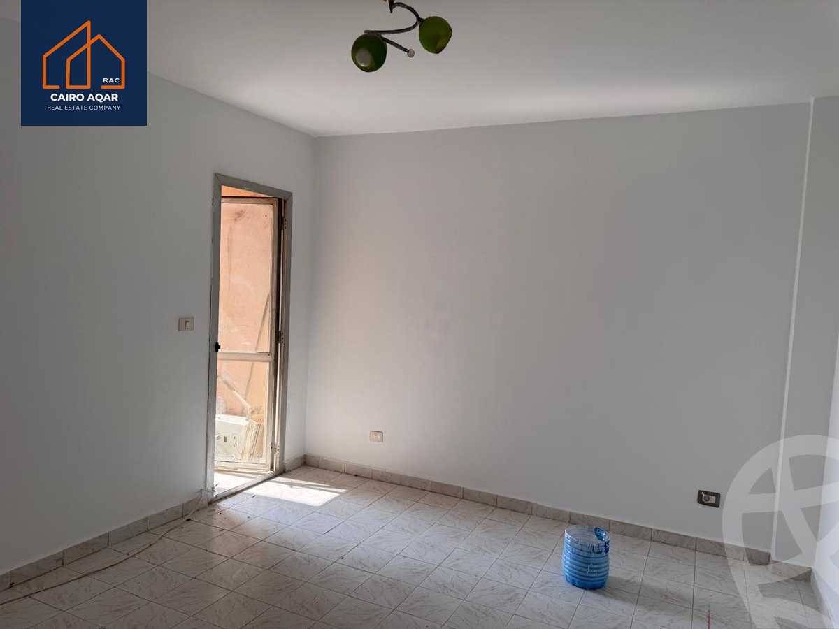 https://aqarmap.com.eg/ar/listing/6203444-for-rent-cairo-new-cairo-lrhb-city-phase-5-talaat-mostafa-st
