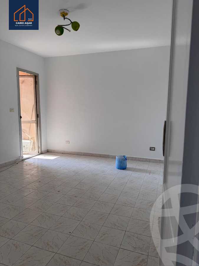 https://aqarmap.com.eg/ar/listing/6203444-for-rent-cairo-new-cairo-lrhb-city-phase-5-talaat-mostafa-st