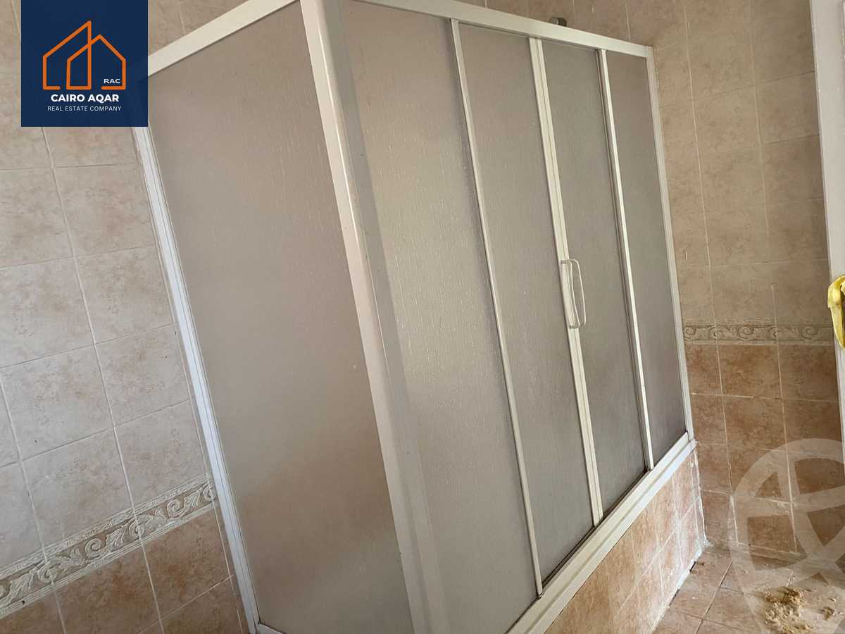 https://aqarmap.com.eg/ar/listing/6204286-for-rent-cairo-new-cairo-lrhb-city-phase-4-mohammed-farid-st