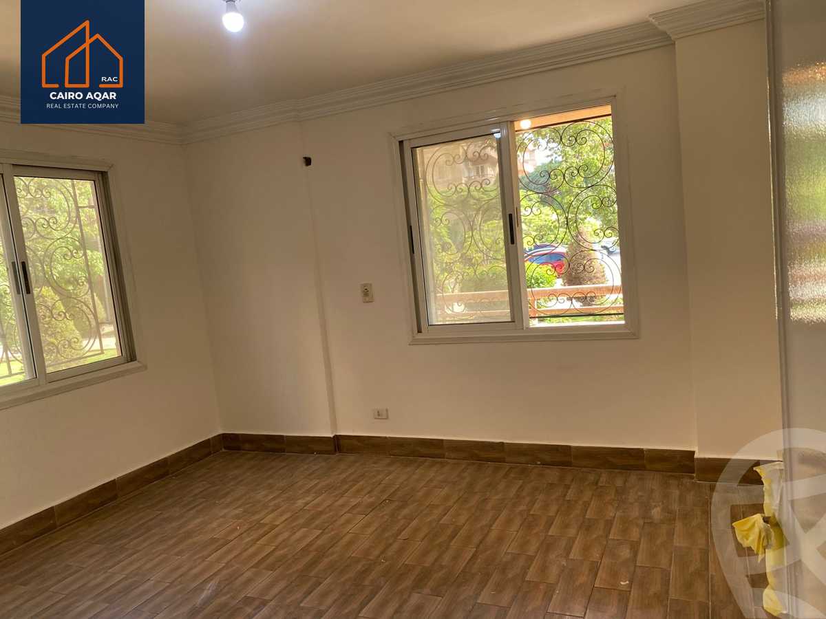 https://aqarmap.com.eg/ar/listing/6204311-for-rent-cairo-new-cairo-lrhb-city-phase-4-mohammed-farid-st