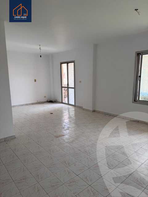 https://aqarmap.com.eg/ar/listing/6206585-for-rent-cairo-new-cairo-lrhb-city-phase-1-ahmed-rami-st