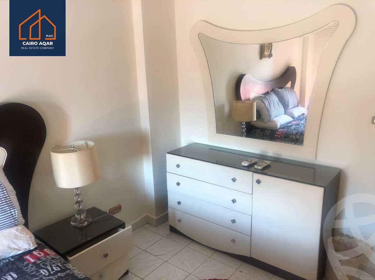 https://aqarmap.com.eg/ar/listing/6209815-for-rent-cairo-new-cairo-lrhb-city-phase-2-osama-ibn-zaid-st