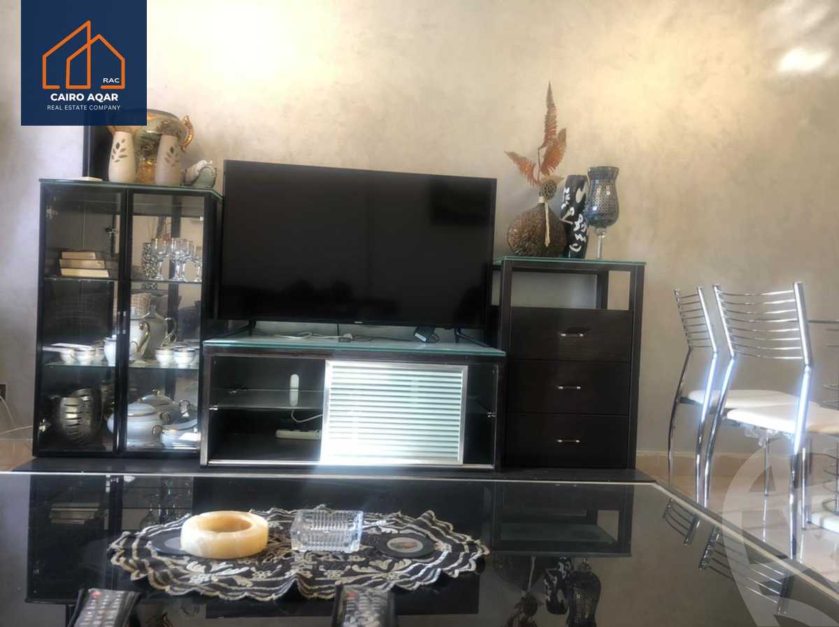https://aqarmap.com.eg/ar/listing/6209815-for-rent-cairo-new-cairo-lrhb-city-phase-2-osama-ibn-zaid-st