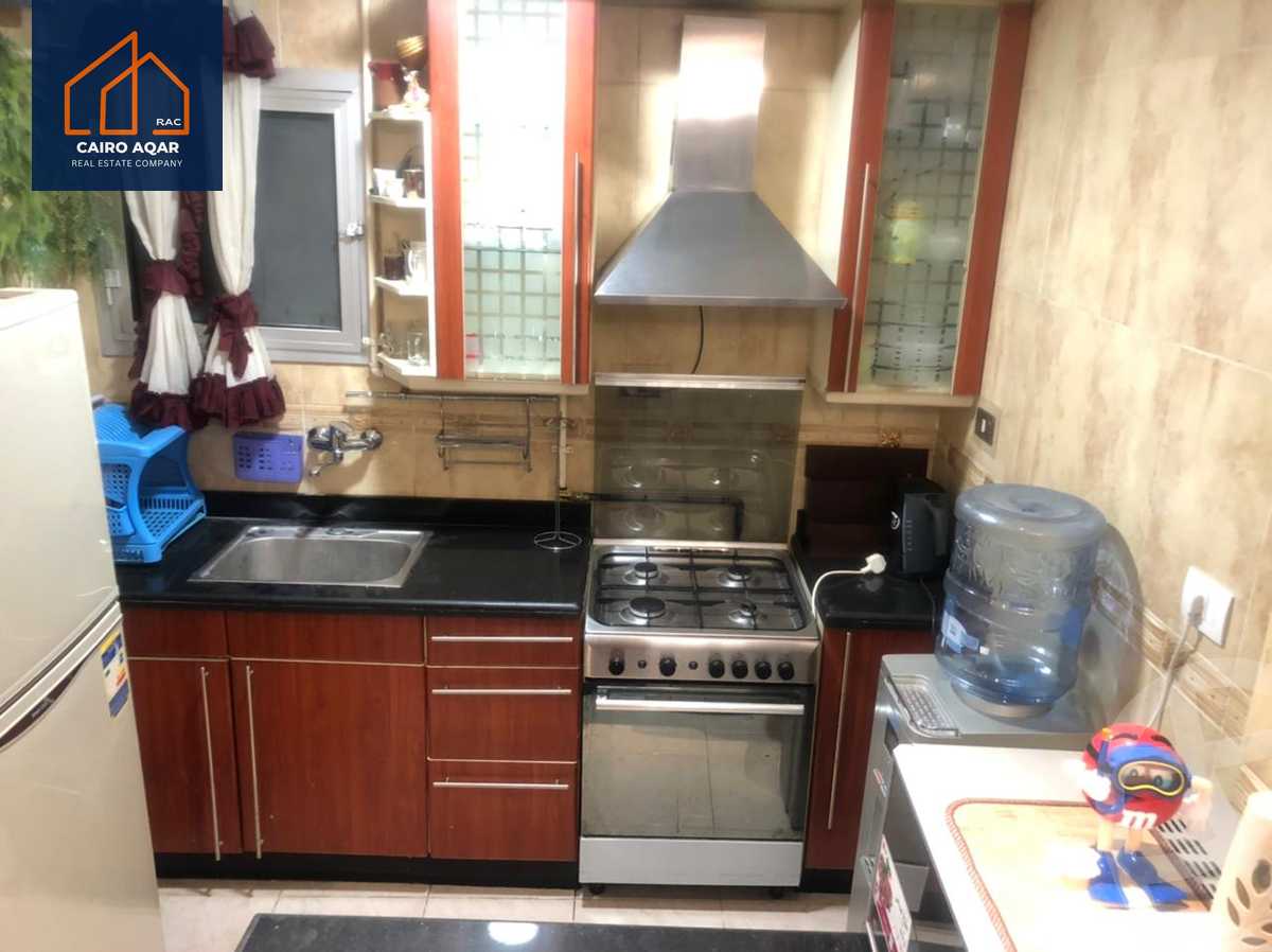 https://aqarmap.com.eg/ar/listing/6209815-for-rent-cairo-new-cairo-lrhb-city-phase-2-osama-ibn-zaid-st