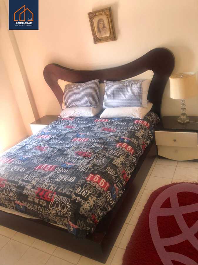 https://aqarmap.com.eg/ar/listing/6209815-for-rent-cairo-new-cairo-lrhb-city-phase-2-osama-ibn-zaid-st