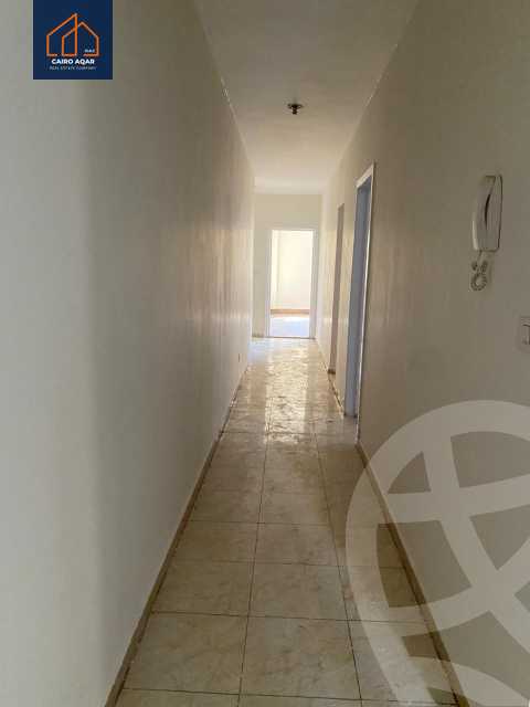 https://aqarmap.com.eg/ar/listing/6210100-for-rent-cairo-new-cairo-lrhb-city-phase-4-mohammed-farid-st
