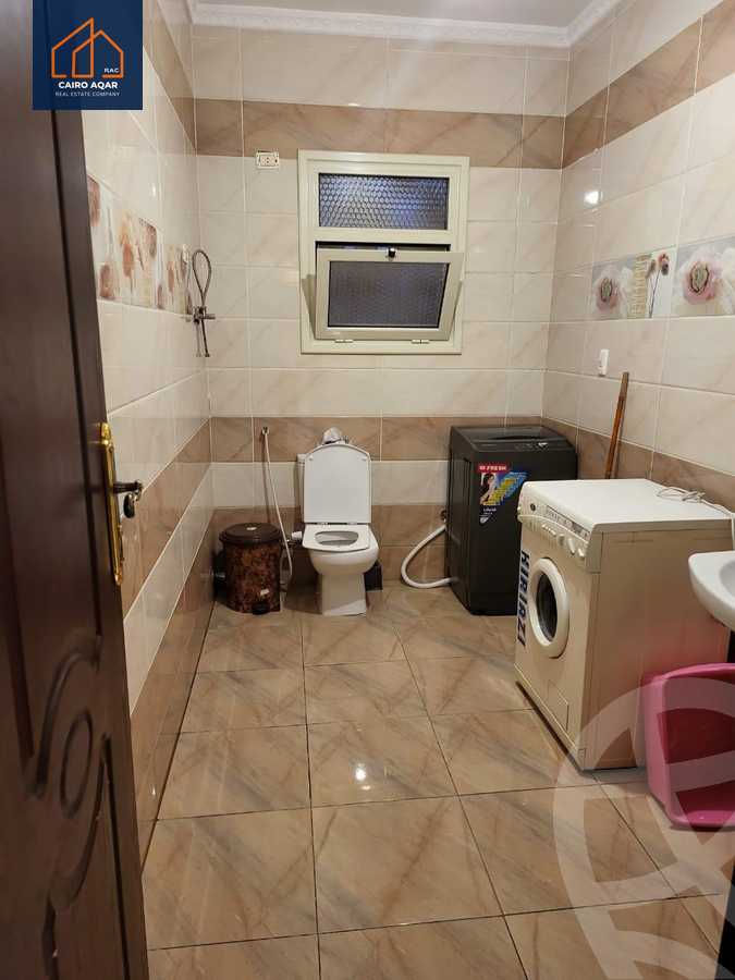https://aqarmap.com.eg/en/listing/6216412-for-sale-cairo-new-cairo-lrhb-city-phase-1-ahmed-rami-st