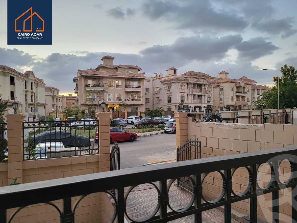 https://aqarmap.com.eg/en/listing/6216412-for-sale-cairo-new-cairo-lrhb-city-phase-1-ahmed-rami-st