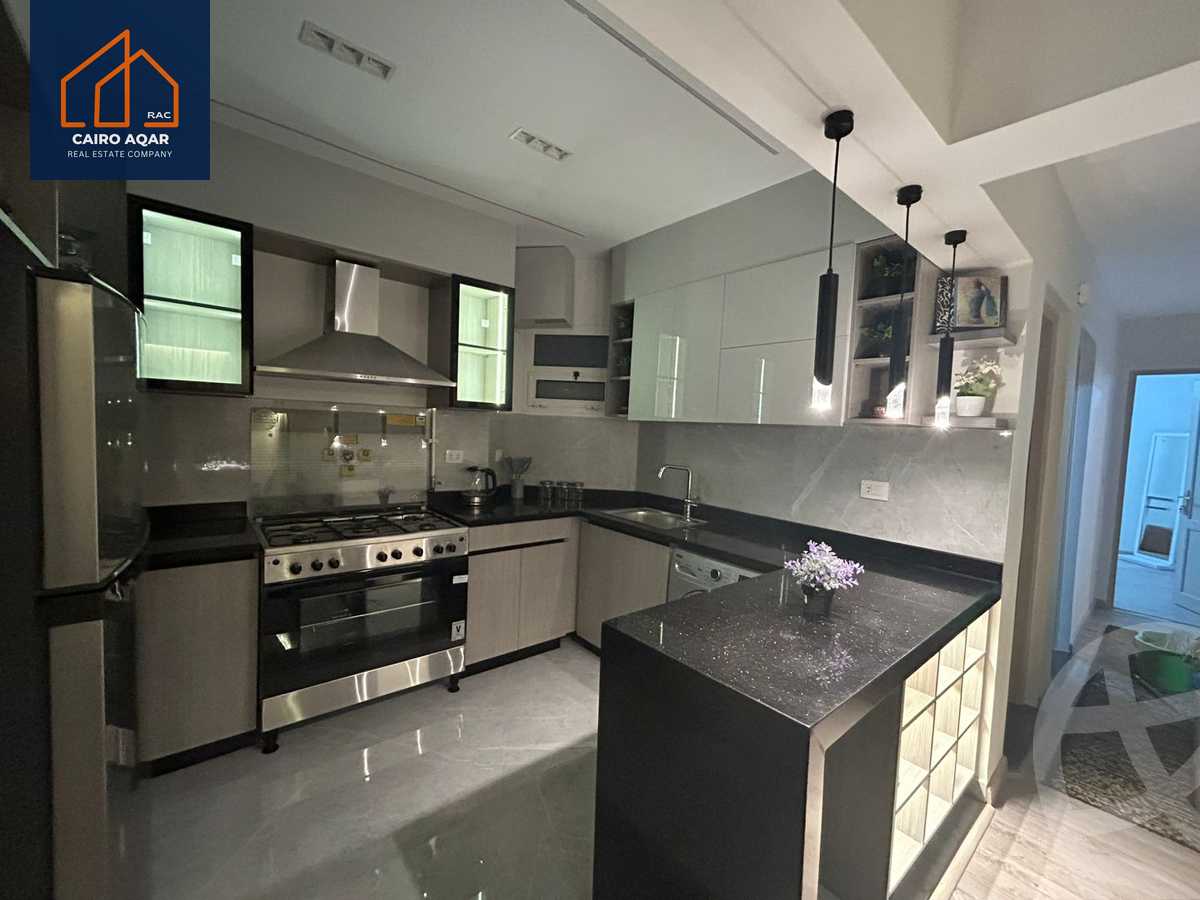 https://aqarmap.com.eg/ar/listing/6219341-for-rent-cairo-new-cairo-lrhb-city-phase-8